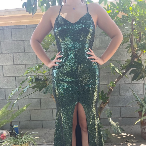 Windsor Dresses & Skirts - Sparkly Green Prom Dress